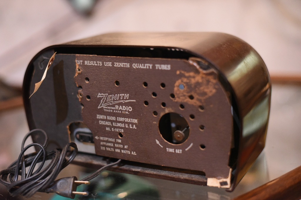 R0037 レンタル ヴィンテージ　ラジオ  「ZENITH Electronics U.S.A. No.S-10729」