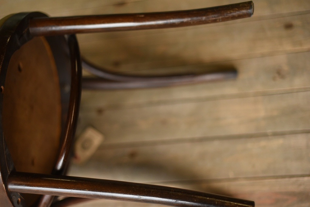 104619　No.16　311016　クッションシート付属　USED TON CHAIR　中古