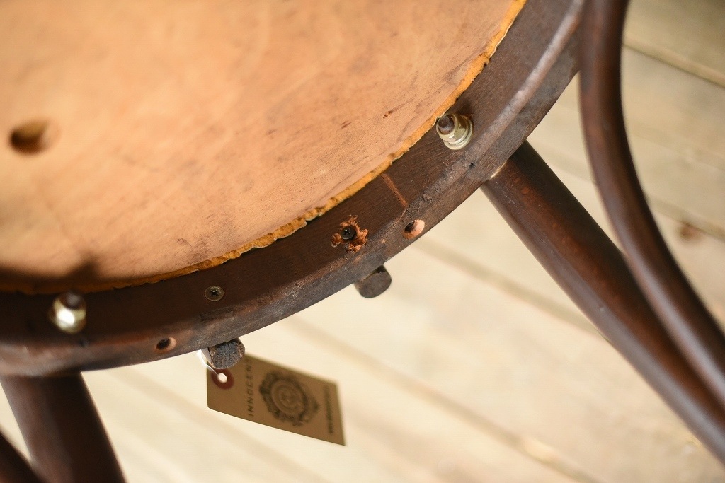 104619　No.16　311016　クッションシート付属　USED TON CHAIR　中古