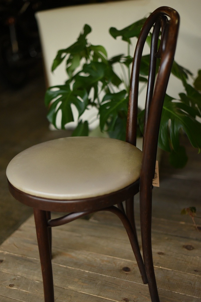 104619　No.16　311016　クッションシート付属　USED TON CHAIR　中古