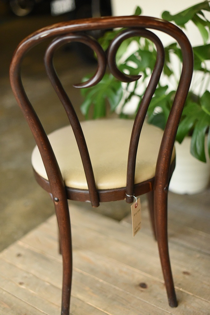 104619　No.16　311016　クッションシート付属　USED TON CHAIR　中古