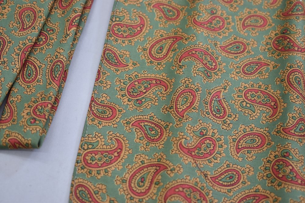 108509　ヴィンテージ ネクタイ MADE IN ENGLAND