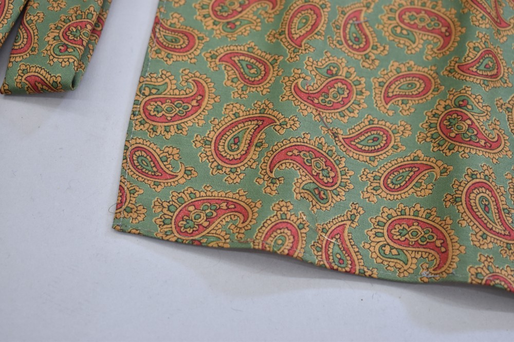 108509　ヴィンテージ ネクタイ MADE IN ENGLAND