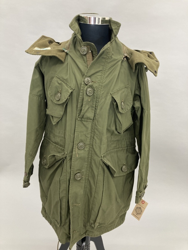 109266 [TF]  VINTAGE 70s KANADA ECW「Extreme Cold Weather Parka 」 カナダ軍 パーカー ヴィンテージ モッズコート