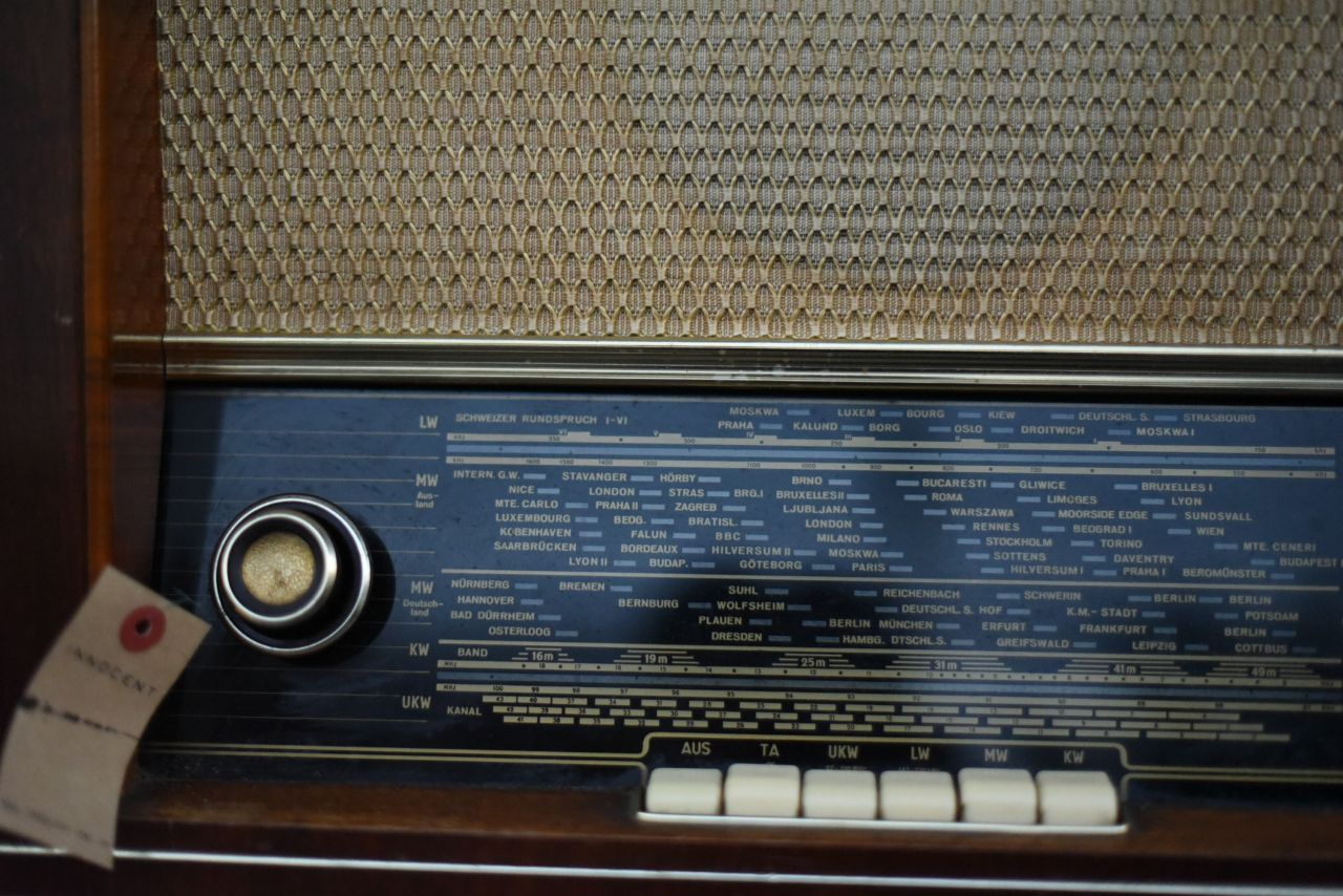 101256 ヴィンテージ OLYMPIA 573 ラジオ　