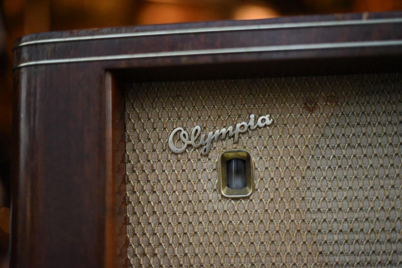 101256 ヴィンテージ OLYMPIA 573 ラジオ　