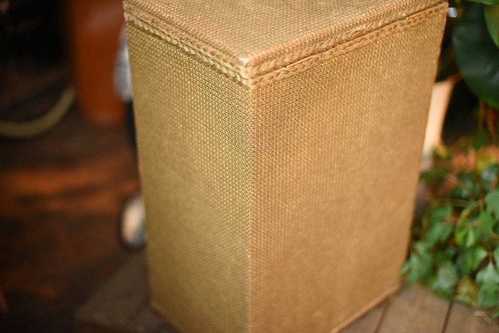 2779 ヴィンテージ　編み込みボックス　ゴールド　 英国製　MADE IN ENGLAND