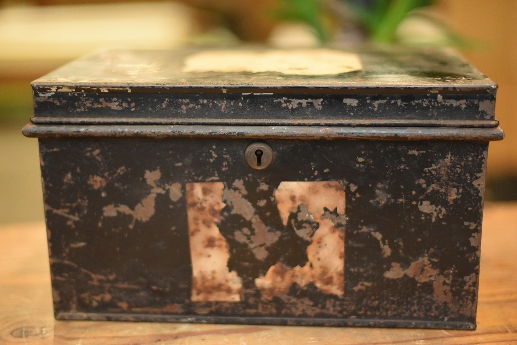 103801 ヴィンテージ アイアンボックス 箱 英国