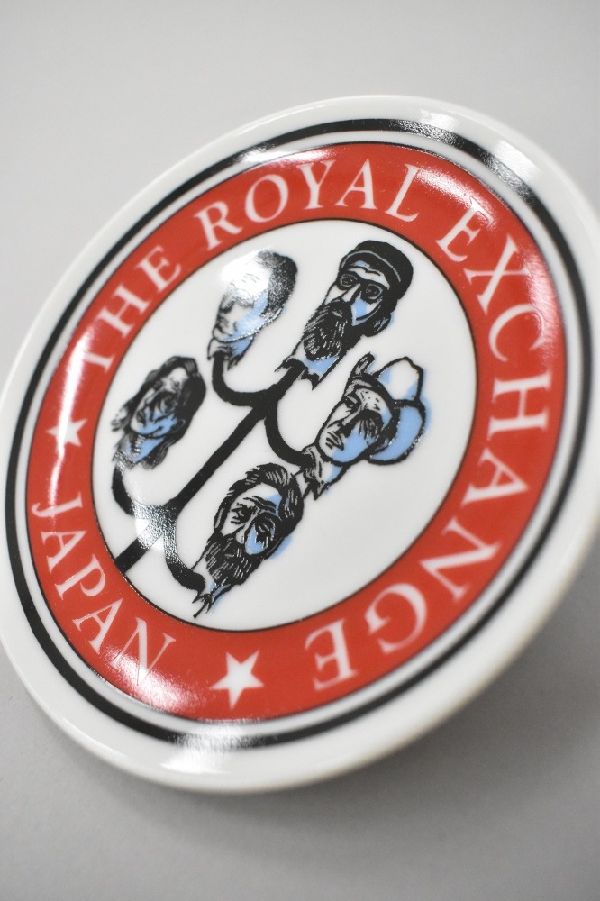 「THE ROYAL EXCHANGE 2025 JAPAN」公式ツアーグッズ　お皿