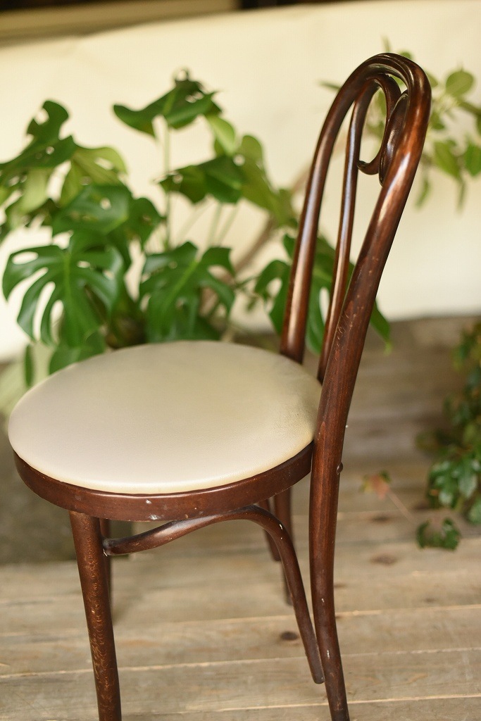 104618 No.16 311016 背もたれ破損 クッションシート付属 USED TON CHAIR 中古 破損あり