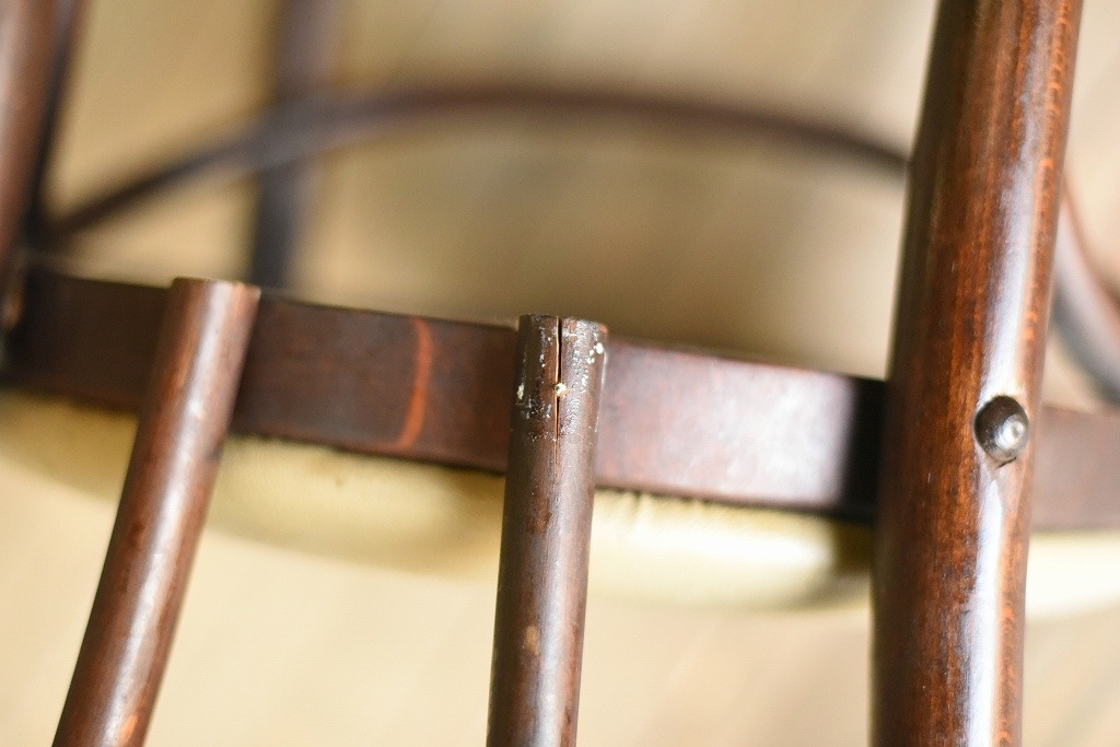 104618 No.16 311016 背もたれ破損 クッションシート付属 USED TON CHAIR 中古 破損あり