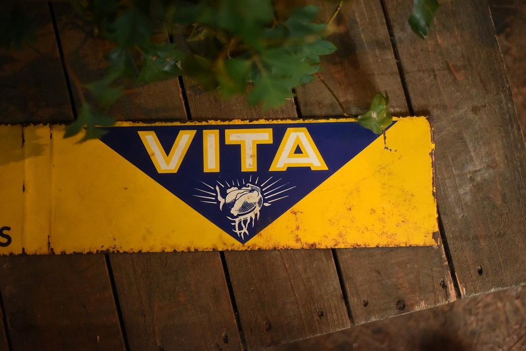 100224 ヴィンテージ　「VITA」　看板　サインプレート　 英国製　MADE IN ENGLAND