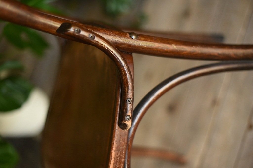 104597　CHAIR DEJAVU 054　311054　USED TON CHAIR　中古