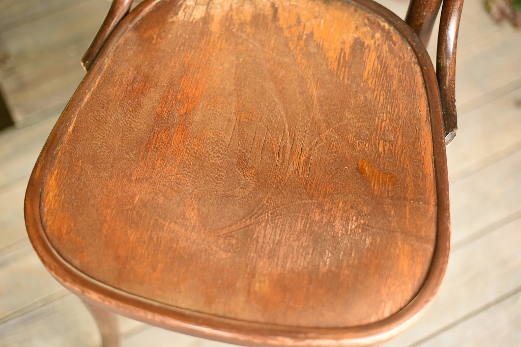 104597　CHAIR DEJAVU 054　311054　USED TON CHAIR　中古