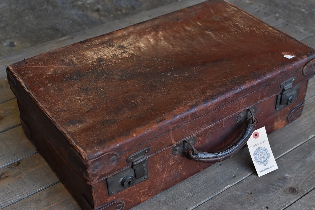106705 ヴィンテージ　レザー　トランクケース　皮革製　 英国製