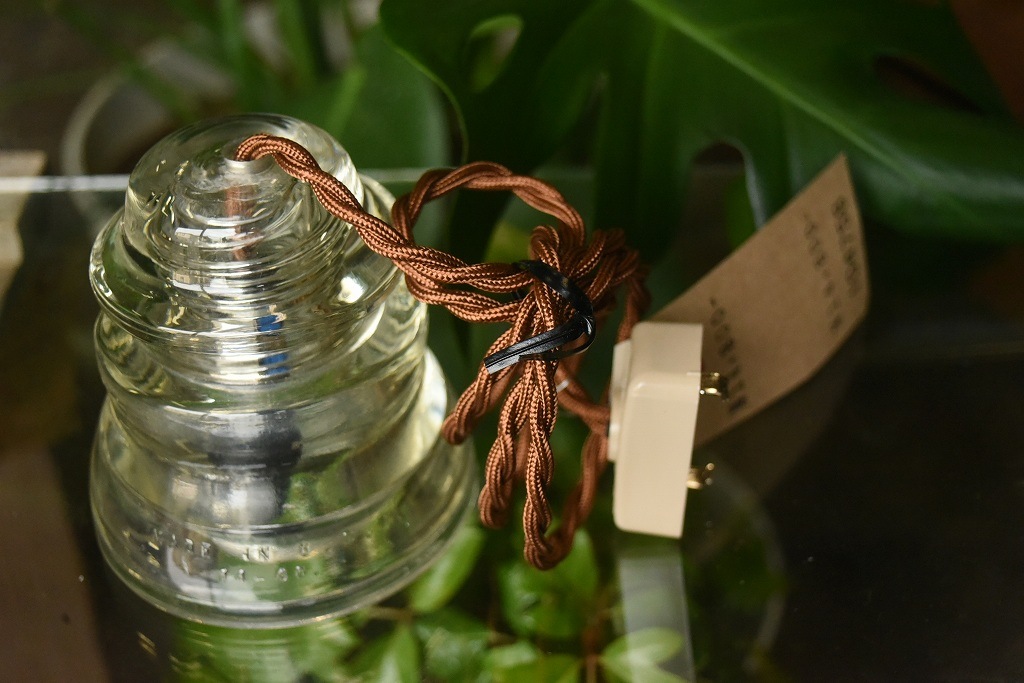 104758 インダストリアル　ガラスインシュレーター　ランプ　照明　USA　　碍子　i005C