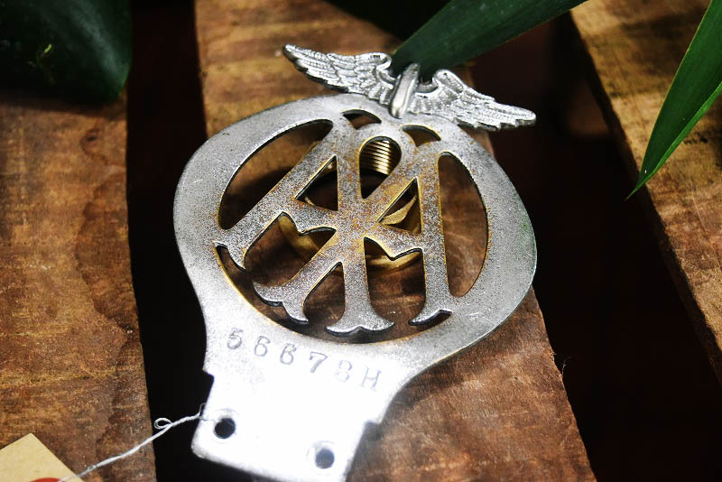 105249 ヴィンテージ メタル AA 「Automobile Association」 カーバッチ エンブレム