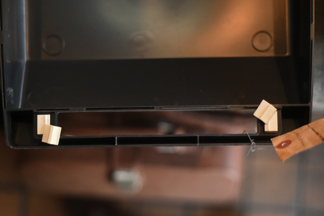 2616 ヴィンテージ タイプライター 「PETITE」 英国製