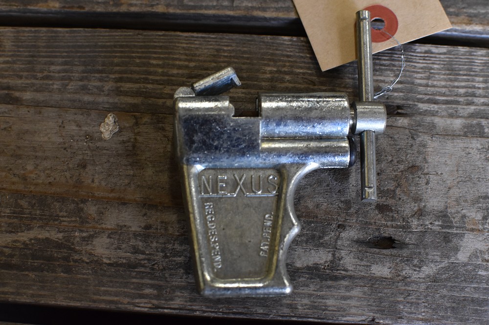 106986 UK ヴィンテージ NEXUS クランプ ツール 英国 MADE IN ENGLAND