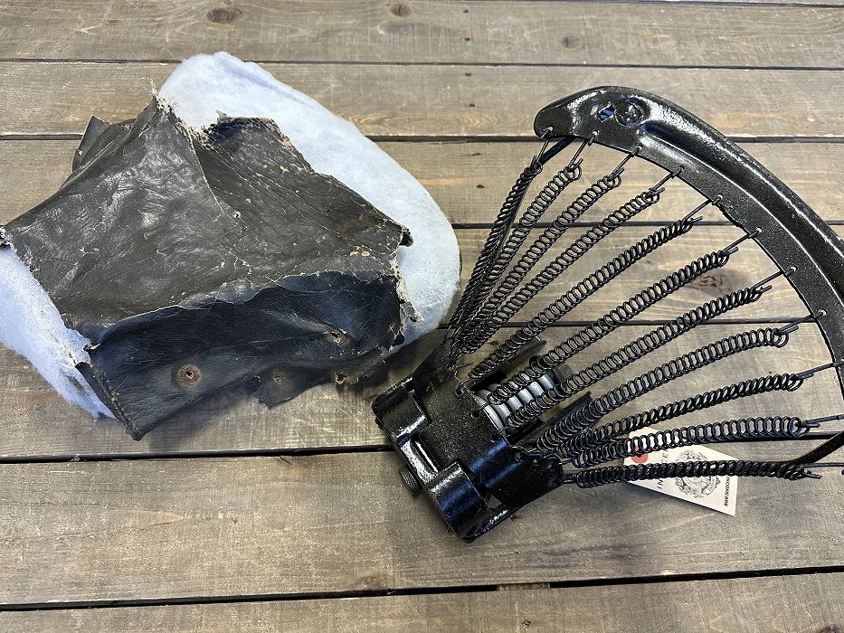 107441  Vespa　スウィング サドル フロント　補修ベース