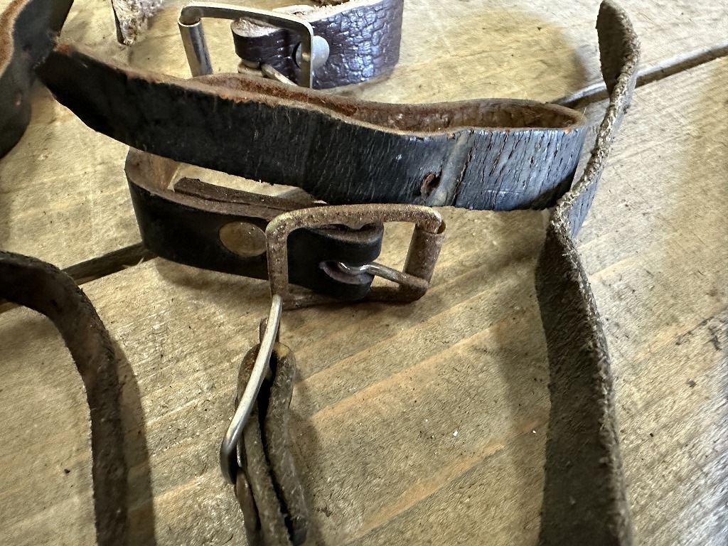 107921 ヴィンテージ　ベルト　まとめて　　自転車　ビンテージ　英国 まとめて　パーツ