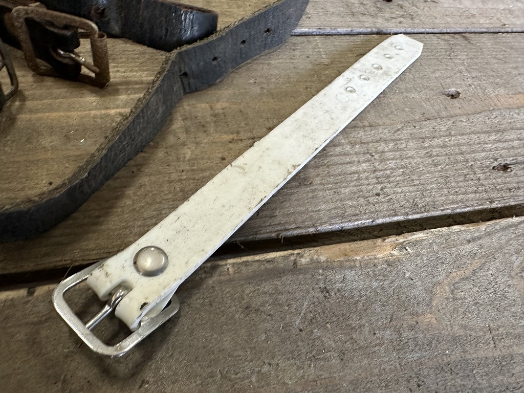 107921 ヴィンテージ　ベルト　まとめて　　自転車　ビンテージ　英国 まとめて　パーツ