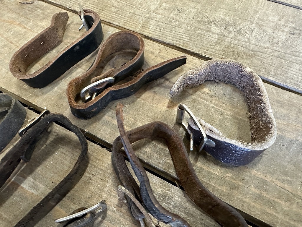 107921 ヴィンテージ　ベルト　まとめて　　自転車　ビンテージ　英国 まとめて　パーツ