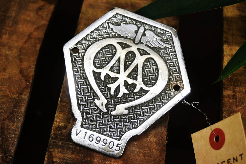 105239 ヴィンテージ メタル AA 「Automobile Association」 カーバッチ エンブレム