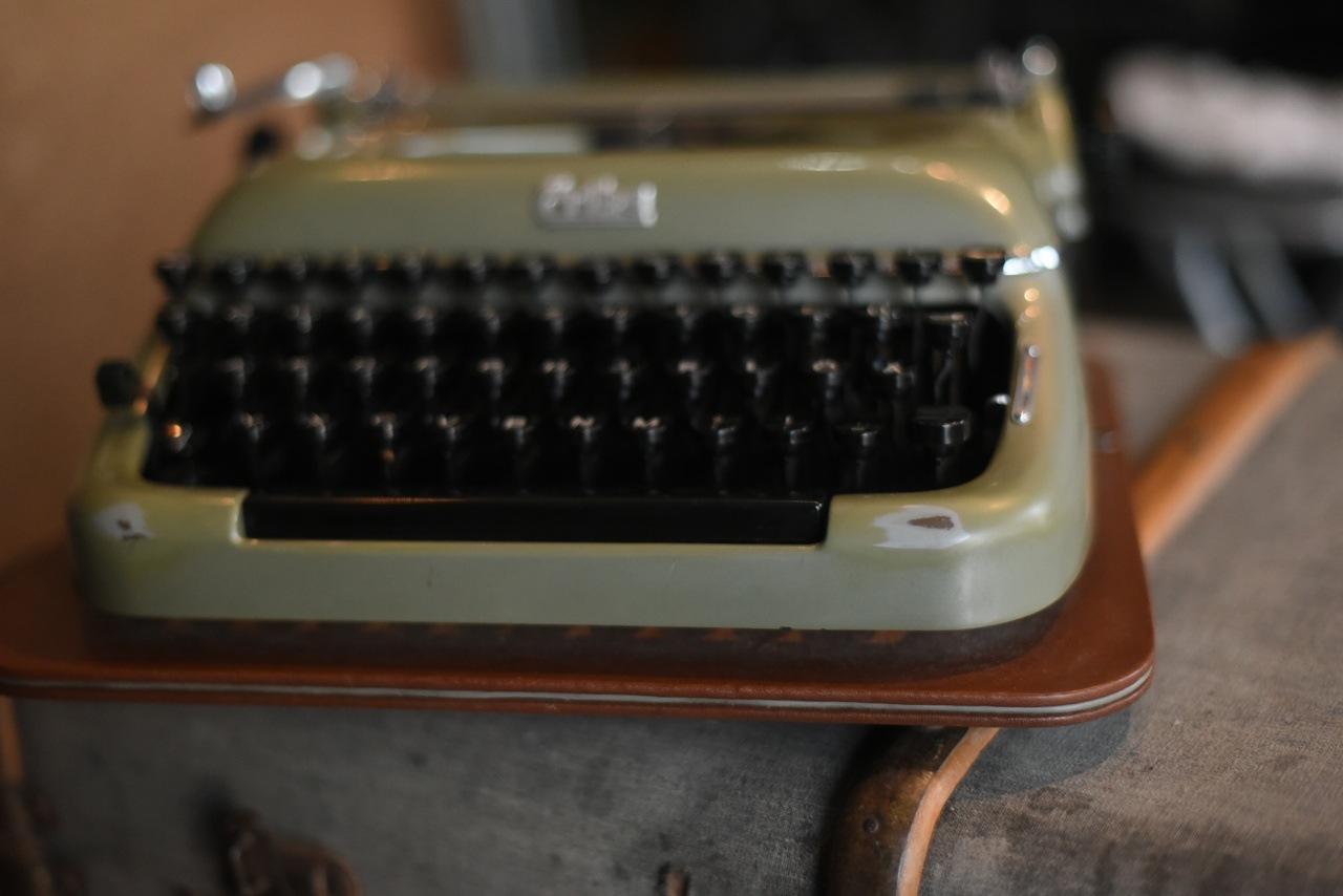 2214 ヴィンテージ タイプライター ドイツ製 「ERIKA」