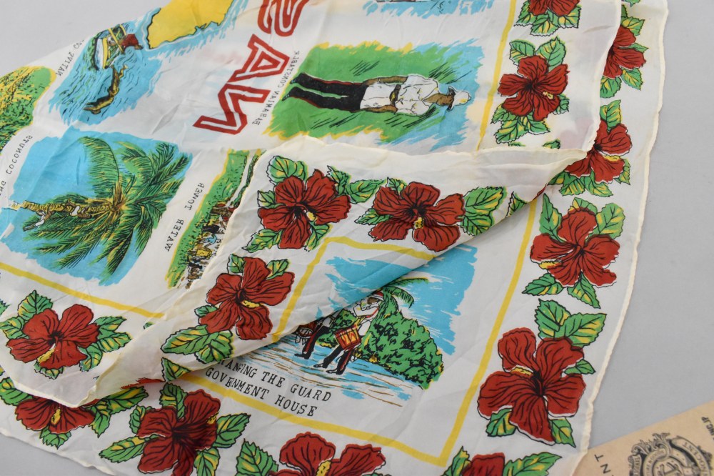 108766 ヴィンテージ 中判 スーベニア スカーフ  Souvenir scarf