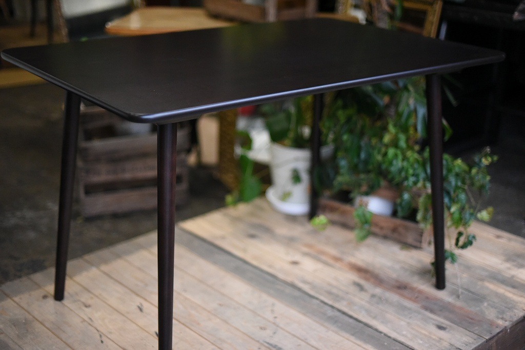 TON　Ironica TABLE 1200　421135 4F1135