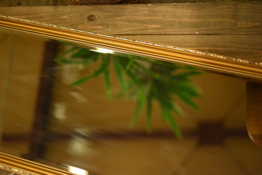 103932 ヴィンテージ　「BOOTS」　大型　ゴールド　レリーフ　ミラー