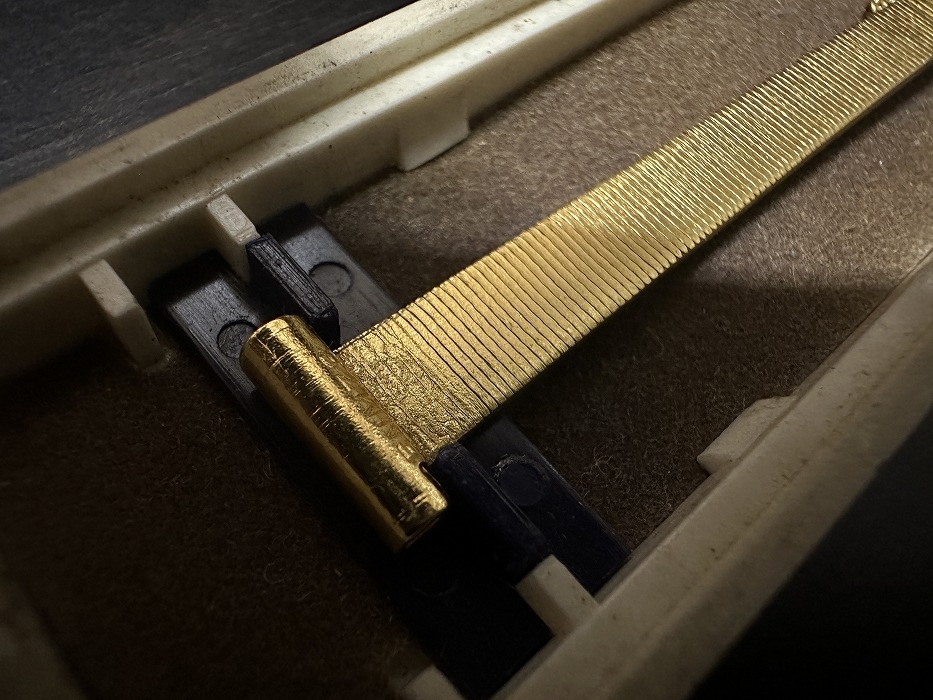 108180 Maruman 腕時計ベルト 10mm 金メッキ  金色 蛇腹  DEAD STOCK