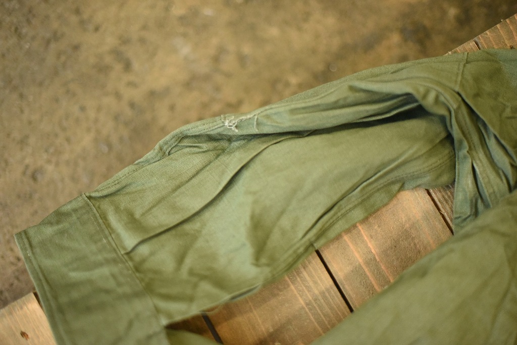 104168 ヴィンテージ　軍払い下げ　フィールドジャケット