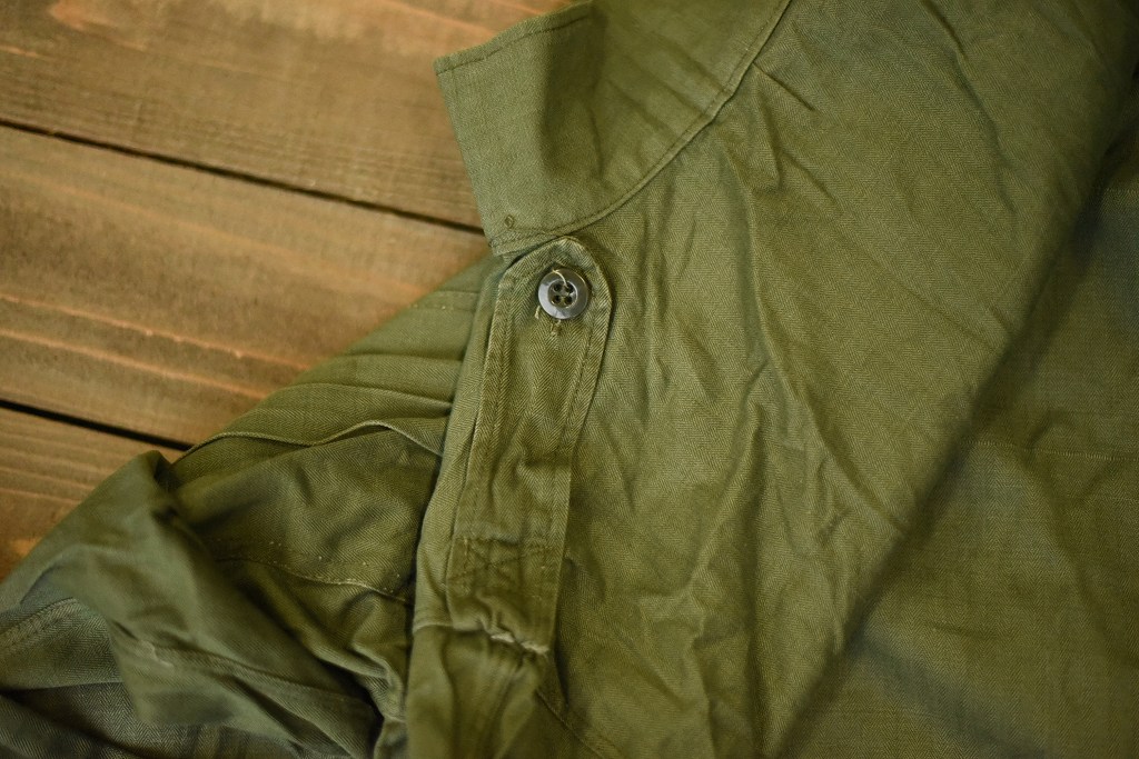 104168 ヴィンテージ　軍払い下げ　フィールドジャケット