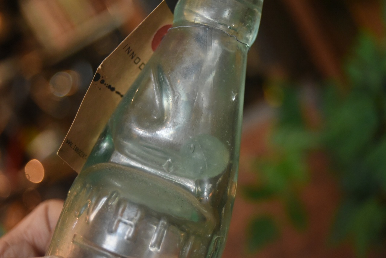 001990 ヴィンテージ　ボトル　瓶　イギリス