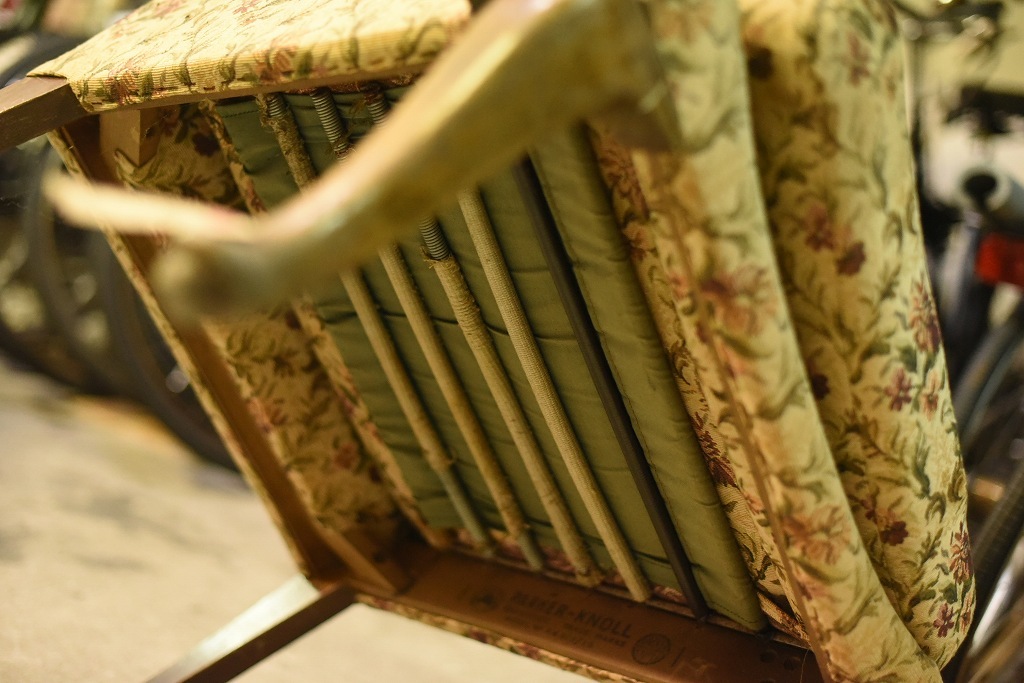 2282 ヴィンテージ チェア　椅子 肘付き