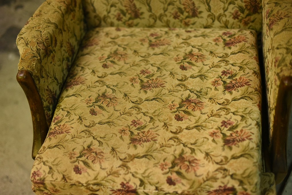 2282 ヴィンテージ チェア　椅子 肘付き