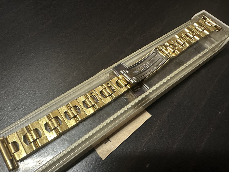 108182 Maruman 腕時計ベルト 18mm 金メッキ  金色 蛇腹  DEAD STOCK