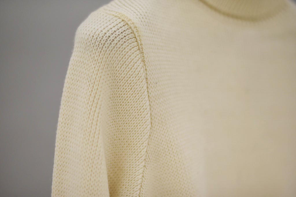 FW 英国「GOLDTOP」「100%Merino Wool Fitted Submariner Sweater」フィット サブマリーナー セーター COLOR：WHITE　　送料無料