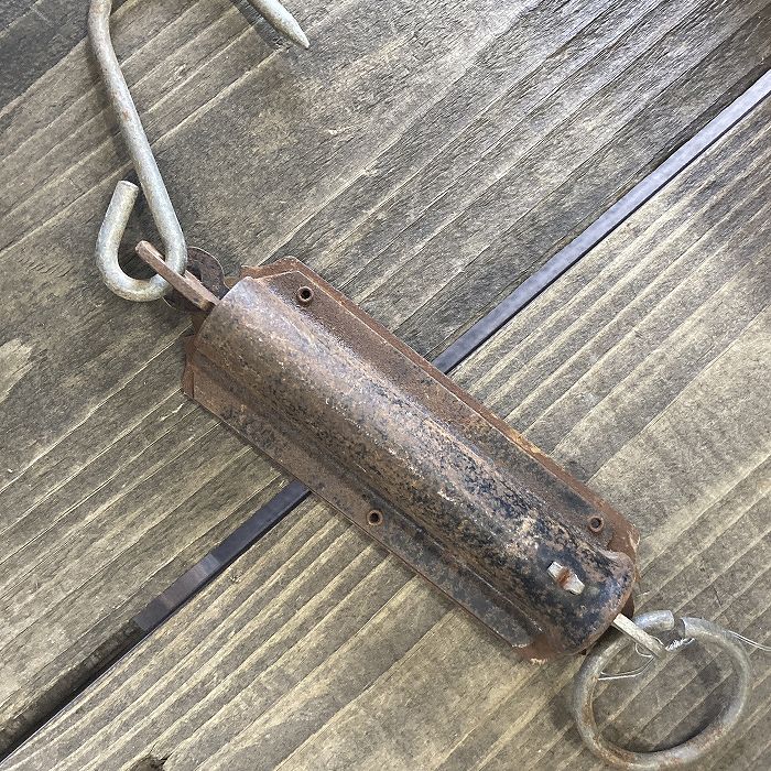 106378 ヴィンテージ　「POCKET BALANCE」　バネ秤　計量器　吊り下げ式秤　スケール　真鍮製　ブラス　ドイツ MADE IN GEAMANY