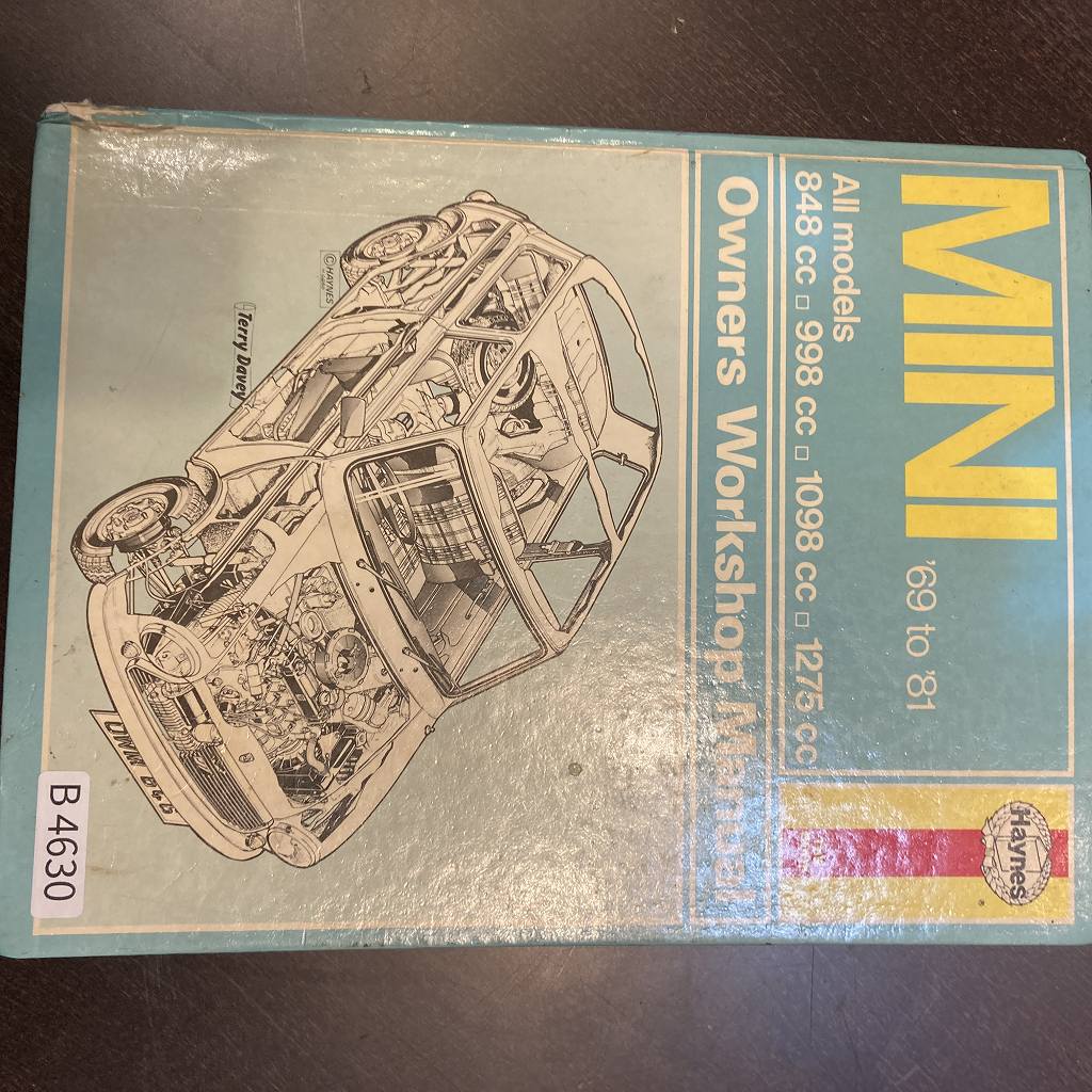 B4630「MINI '69 to '81 All models 848cc 998cc 1098cc 1275cc Owners Workshop Manual Haynes」ヘインズ・インターナショナル オースチン ミニ 整備書