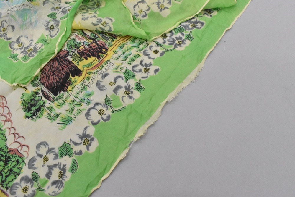 108769 ヴィンテージ 中判 スーベニア スカーフ  Souvenir scarf