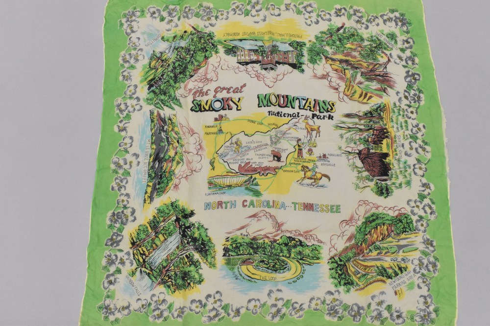 108769 ヴィンテージ 中判 スーベニア スカーフ  Souvenir scarf
