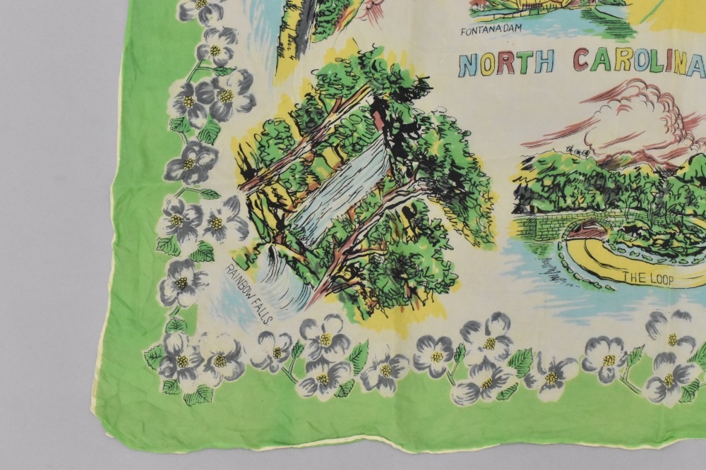 108769 ヴィンテージ 中判 スーベニア スカーフ  Souvenir scarf
