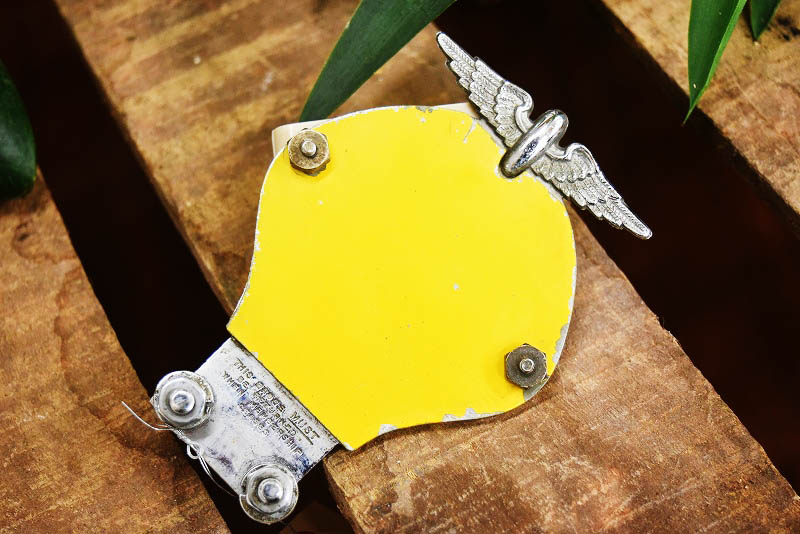 105235 ヴィンテージ　二輪用　AA 「Automobile Association」 カーバッチ エンブレム