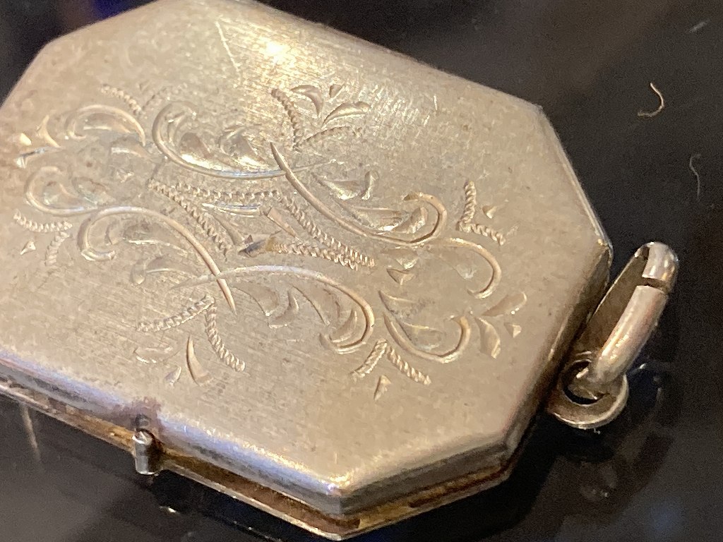 108668「Locket pendant」 925 SILVER ジュエリー　MADE IN ENGLAND 