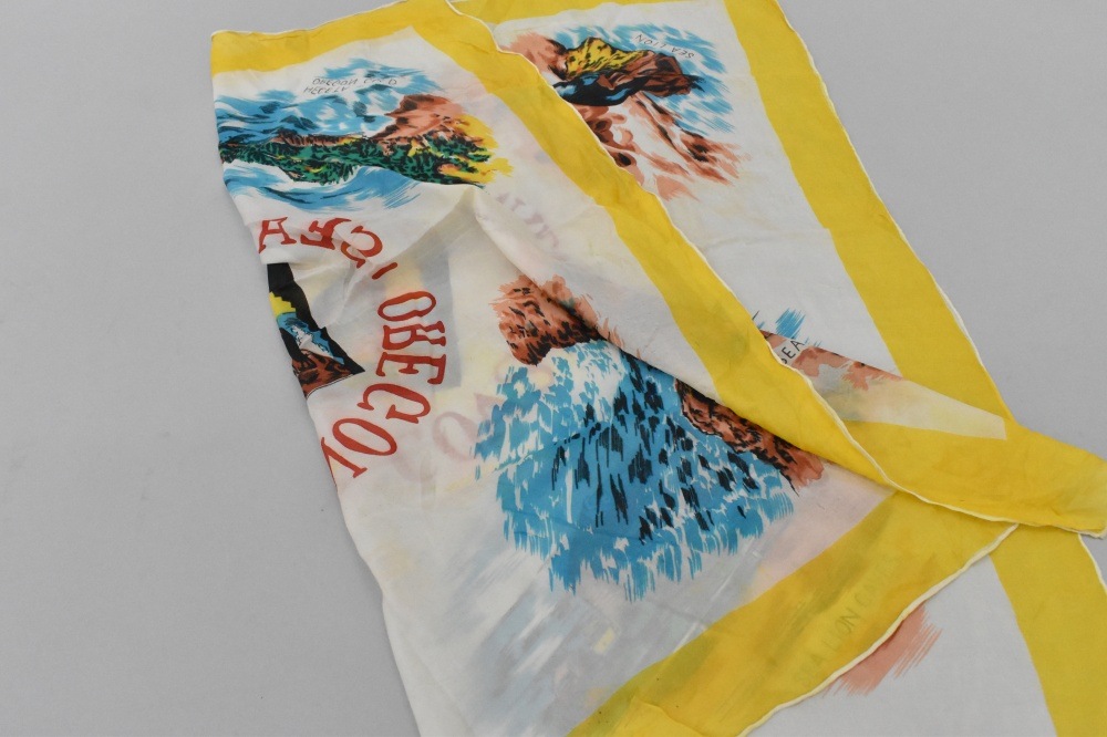 108770 ヴィンテージ 中判 スーベニア スカーフ  Souvenir scarf