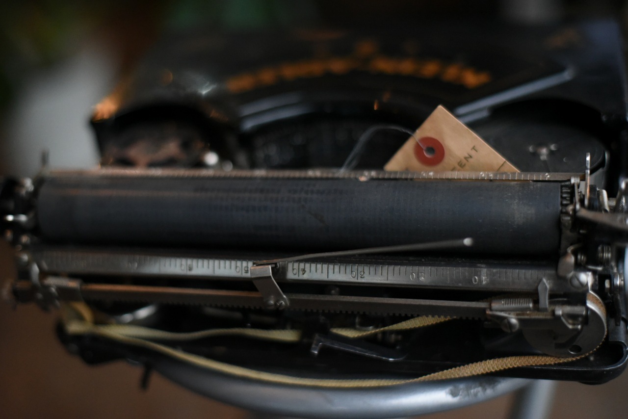 100853 ヴィンテージ　タイプライター KLEIN  ADLER ドイツ製