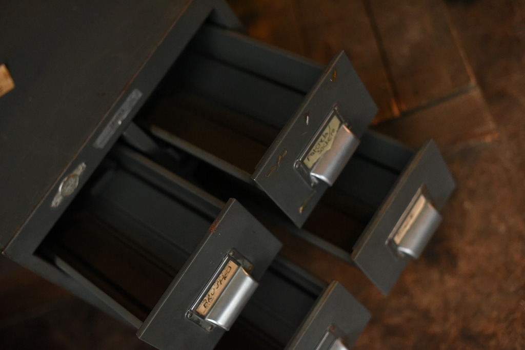 101214 ヴィンテージ スチールボックス キャビネット 英国製 MADE IN ENGLAND